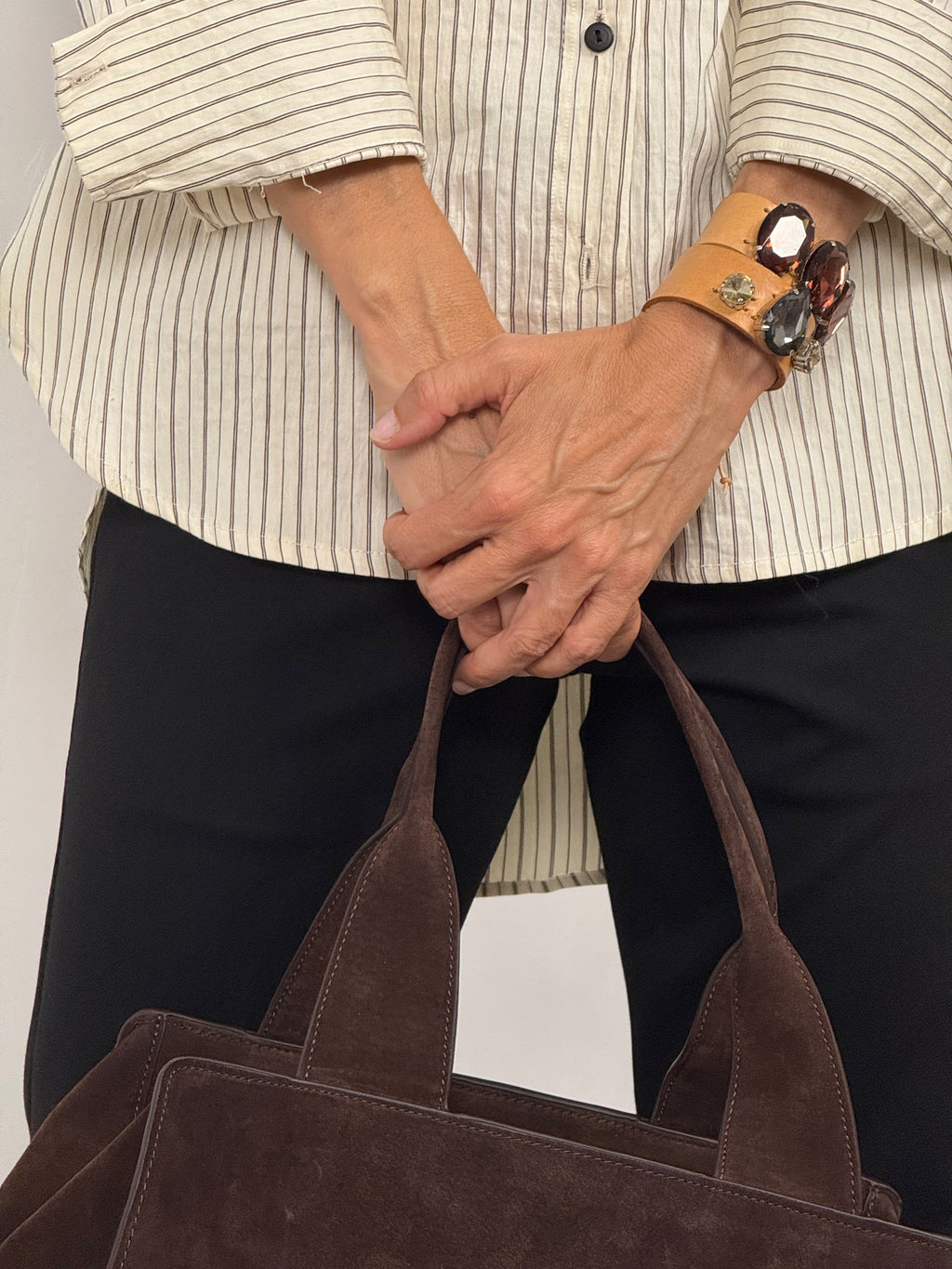 Pulsera cuero ancha combinada