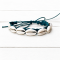 Pulsera conchas cuerda azul plomo