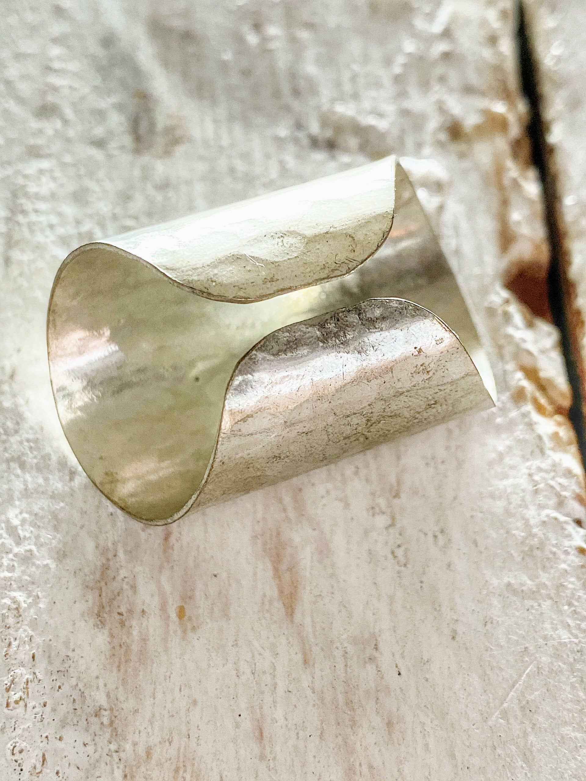 Anillo latón plateado