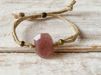 Pulsera cáñamo piedra rosa