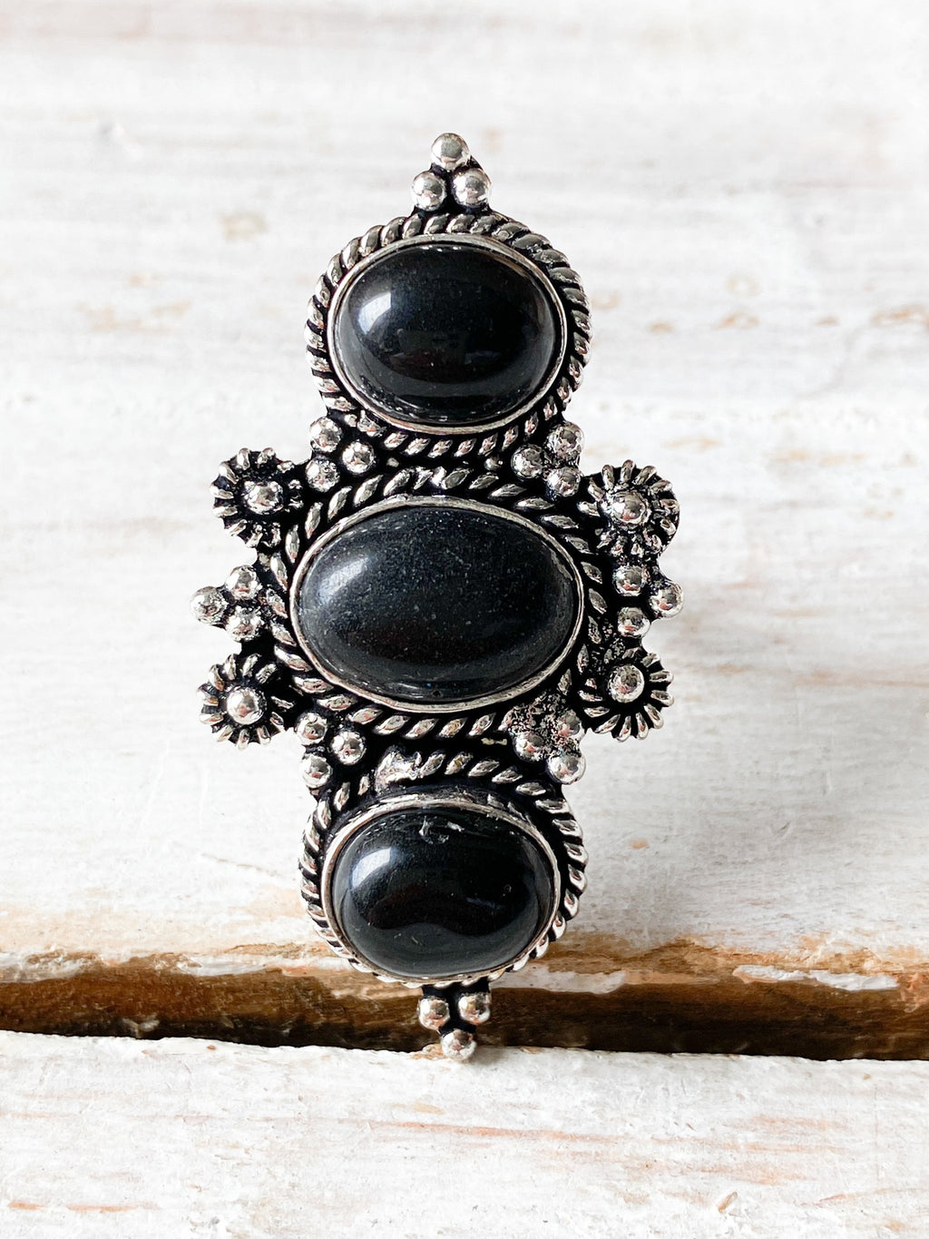 Anillo latón triple alargado negro