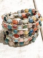Pulsera piedras mix macramé