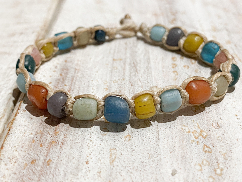 Pulsera piedras mix macramé