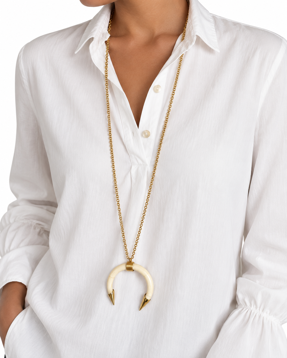 Collar cadena colmillo natural