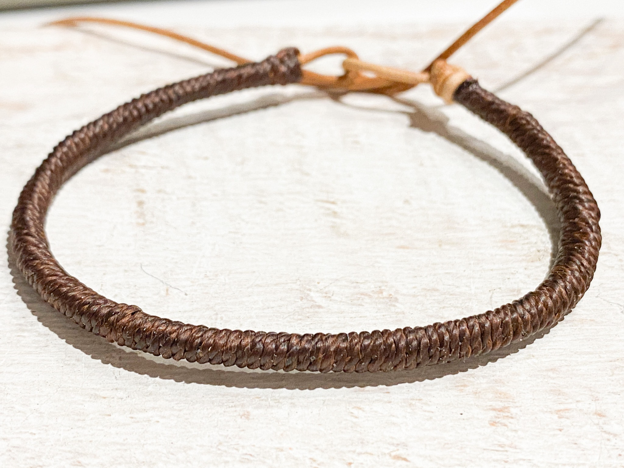 Pulsera cuero marrón