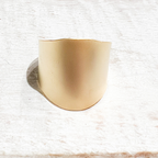 Anillo ancho zamak dorado mate