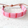 Pulsera ancha cuero rosa/rojo