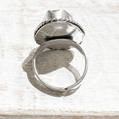 Anillo concha plateado latón