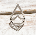Anillo zamack plateado picos