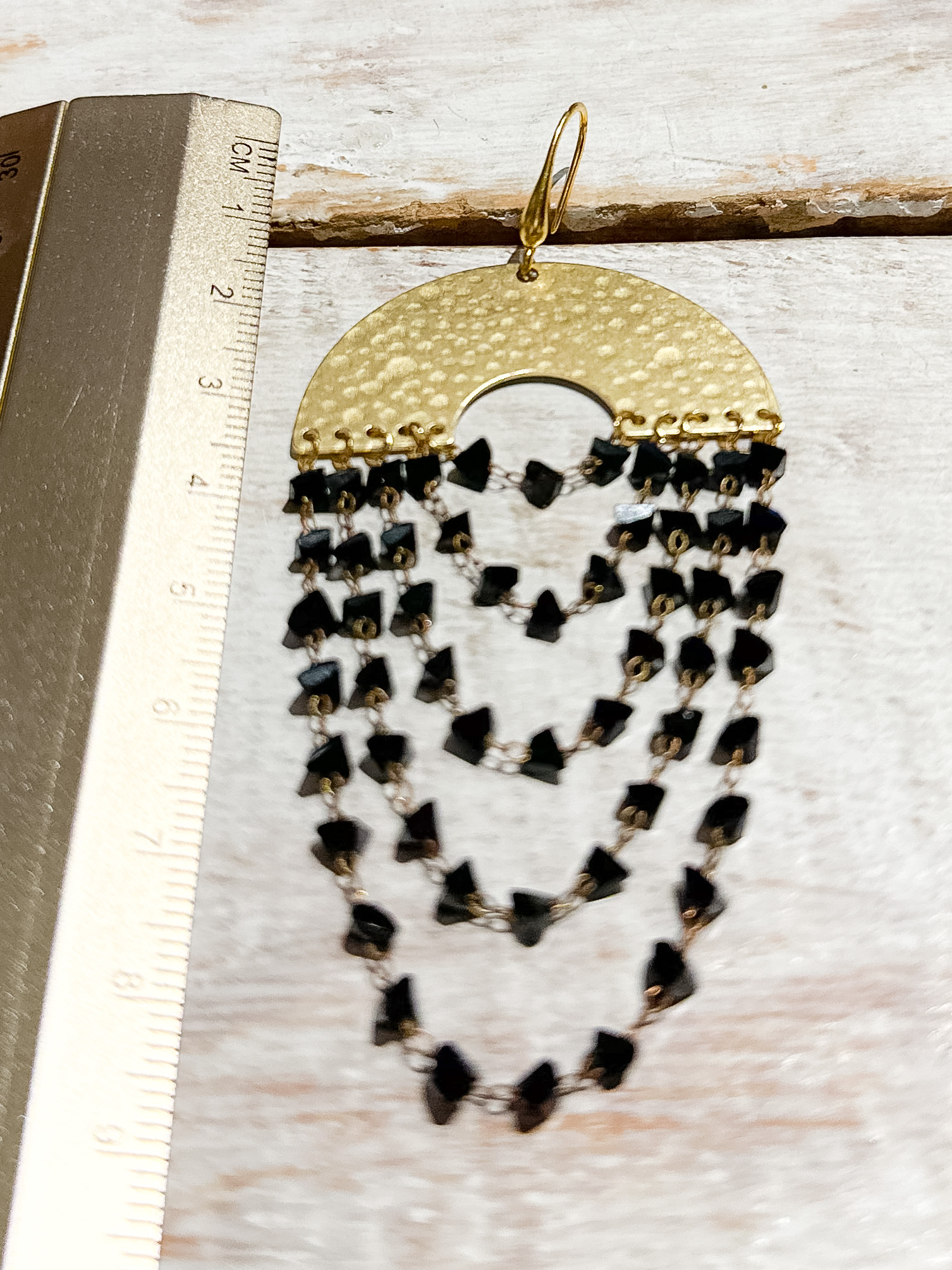Pendientes cortina negro XL dorados