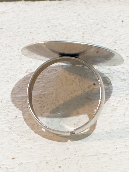 Anillo ajustable metal latón plateado esmalte verde