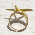Anillo latón baño oro estrella