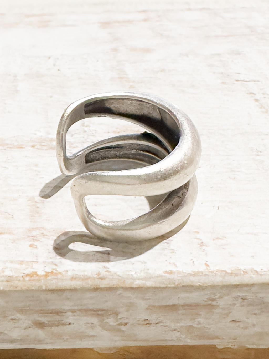 Anillo zamak plateado doble