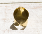 Anillo acero dorado ancho concha