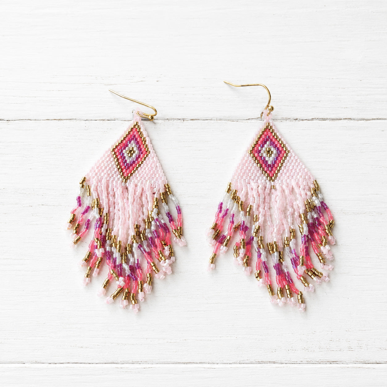 Pendientes miyuki rombo rosa claro