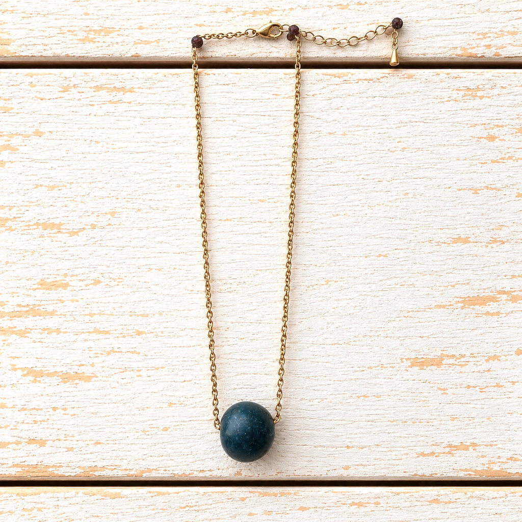 Gargantilla cadena bola azul