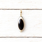 Charm oval