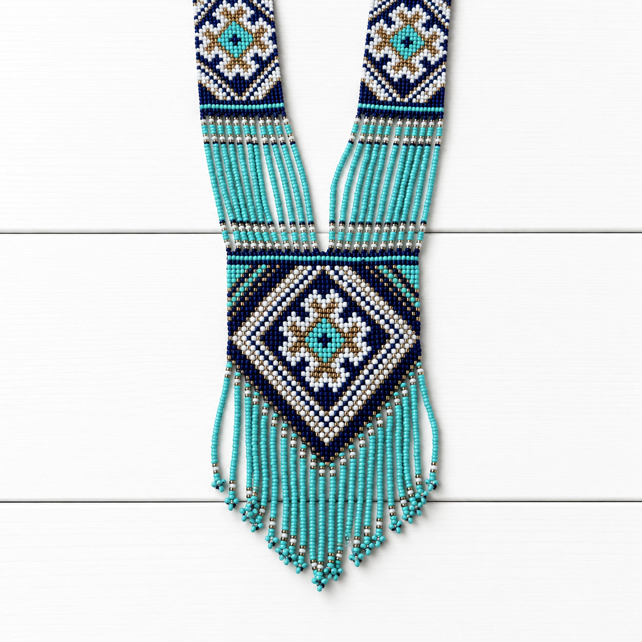Collar babero miyuki azul y marino