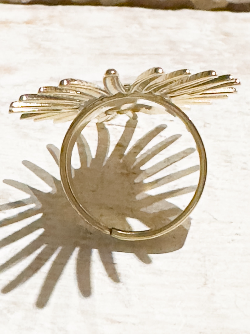 Anillo acero dorado sol XL