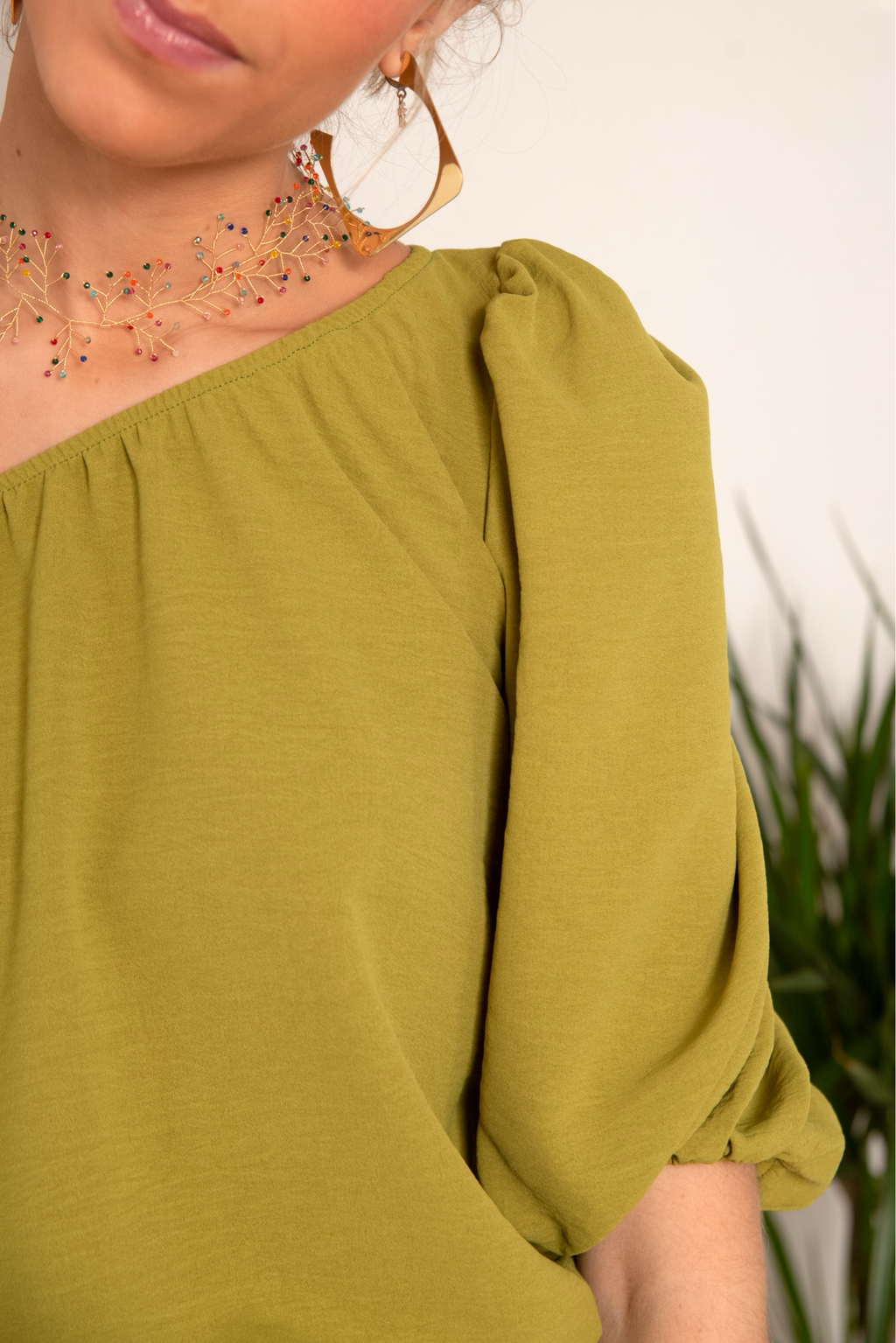 Gargantilla Choker acero dorado alambre colorines mini