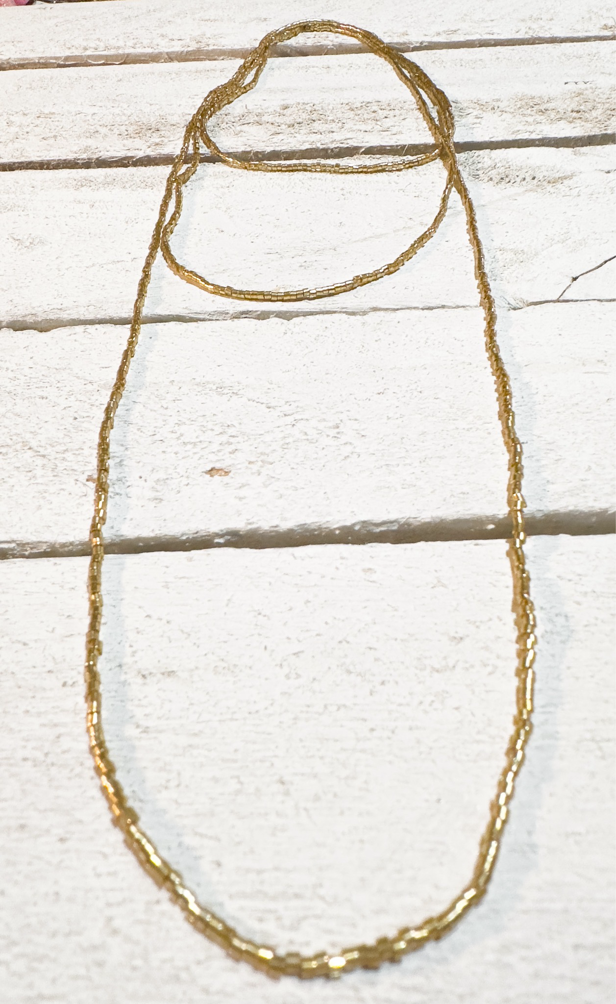Collar miyuki mini extra largo dorado