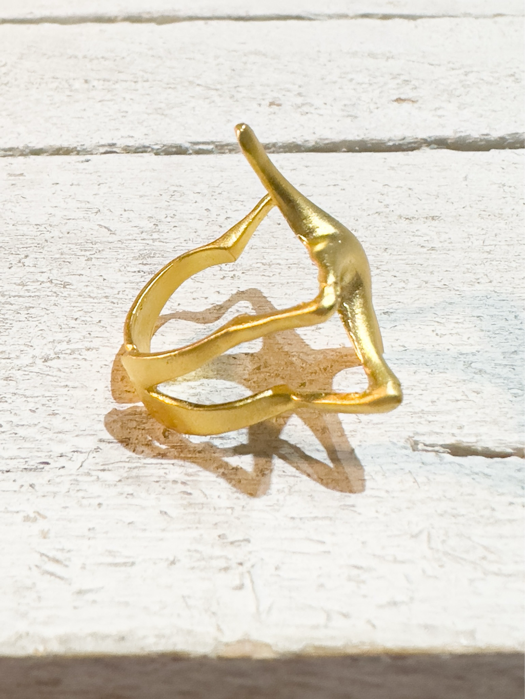 Anillo dorado mate zamak estrella