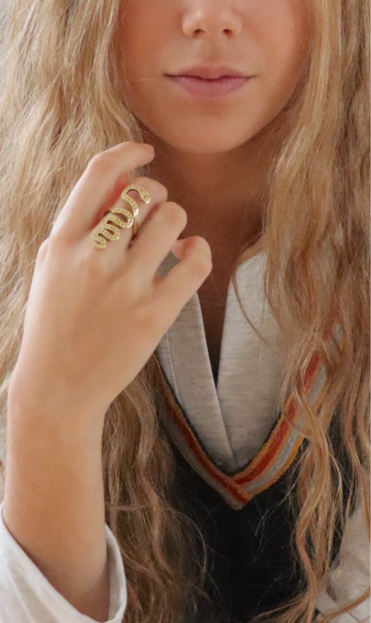 Anillo serpiente latón dorado
