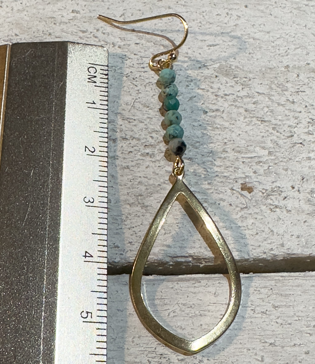 Pendientes boho gota dorada