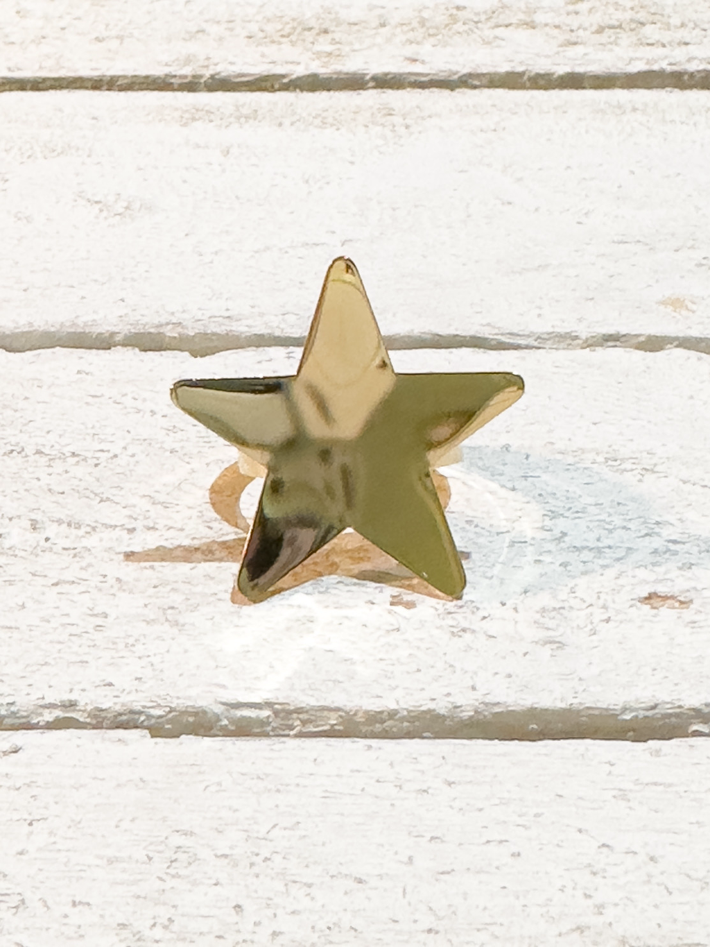 Anillo acero dorado estrella