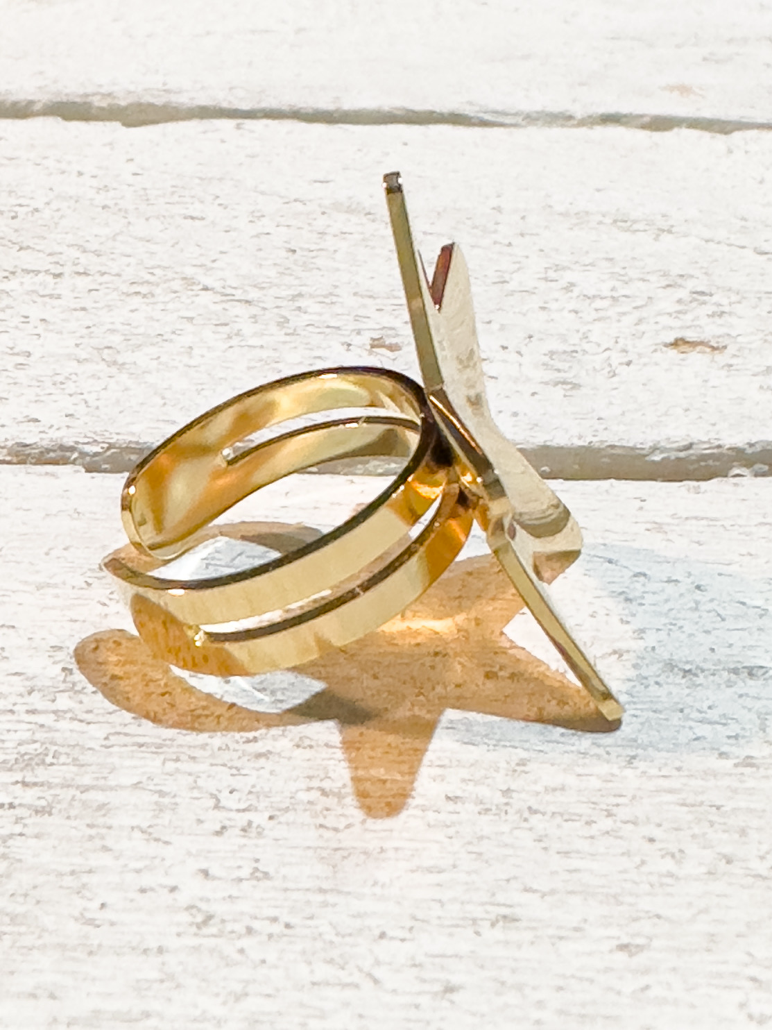 Anillo acero dorado estrella