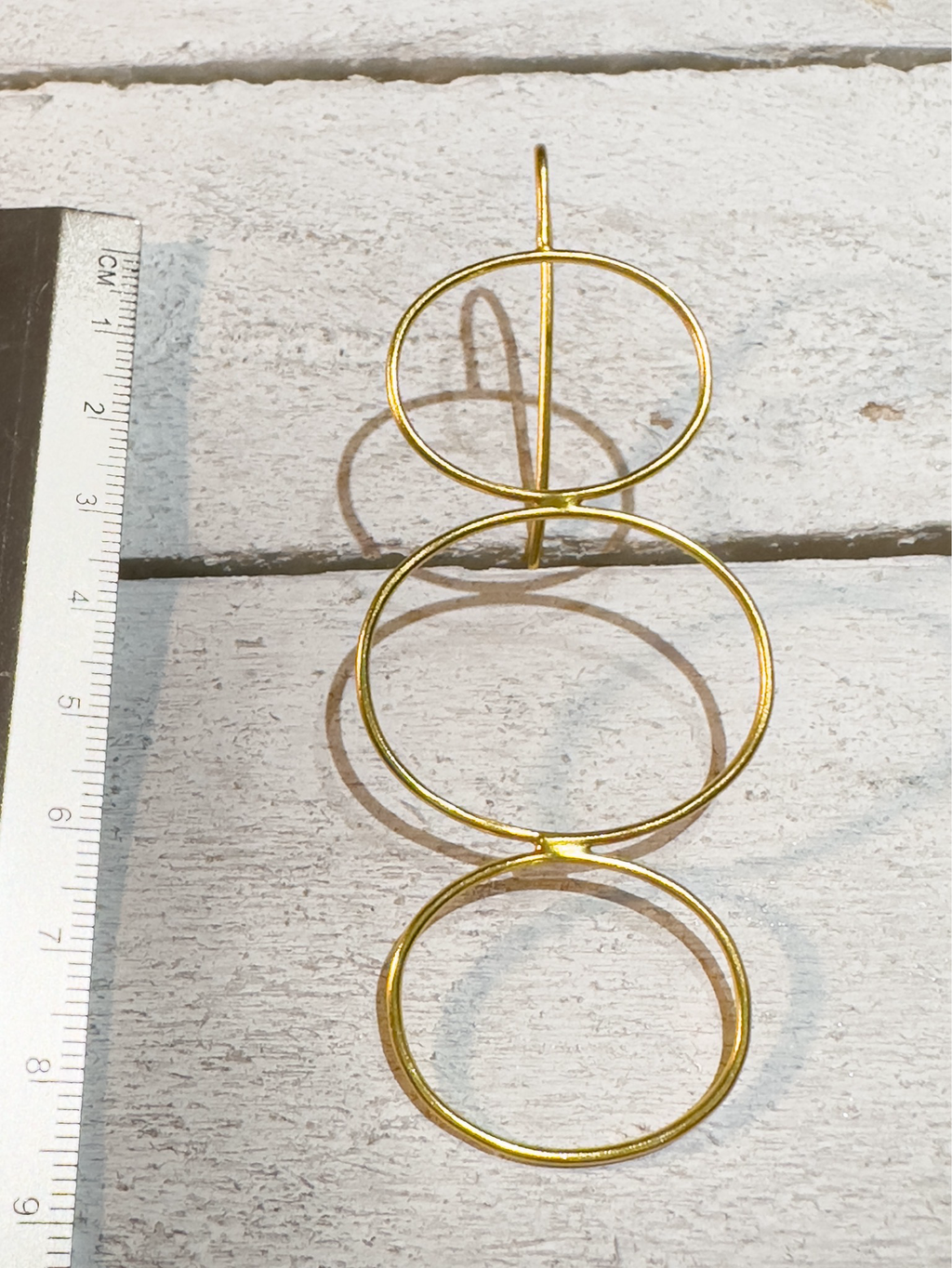 Pendientes triple aro rígido dorado