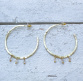 Pendientes aro dorado mate latón piedras cristal