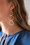 Pendientes triple aro rígido dorado