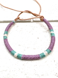 Pulsera cuero morado y verde