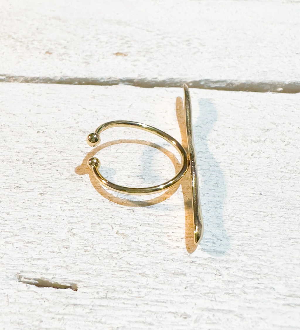 Anillo barra ondulada