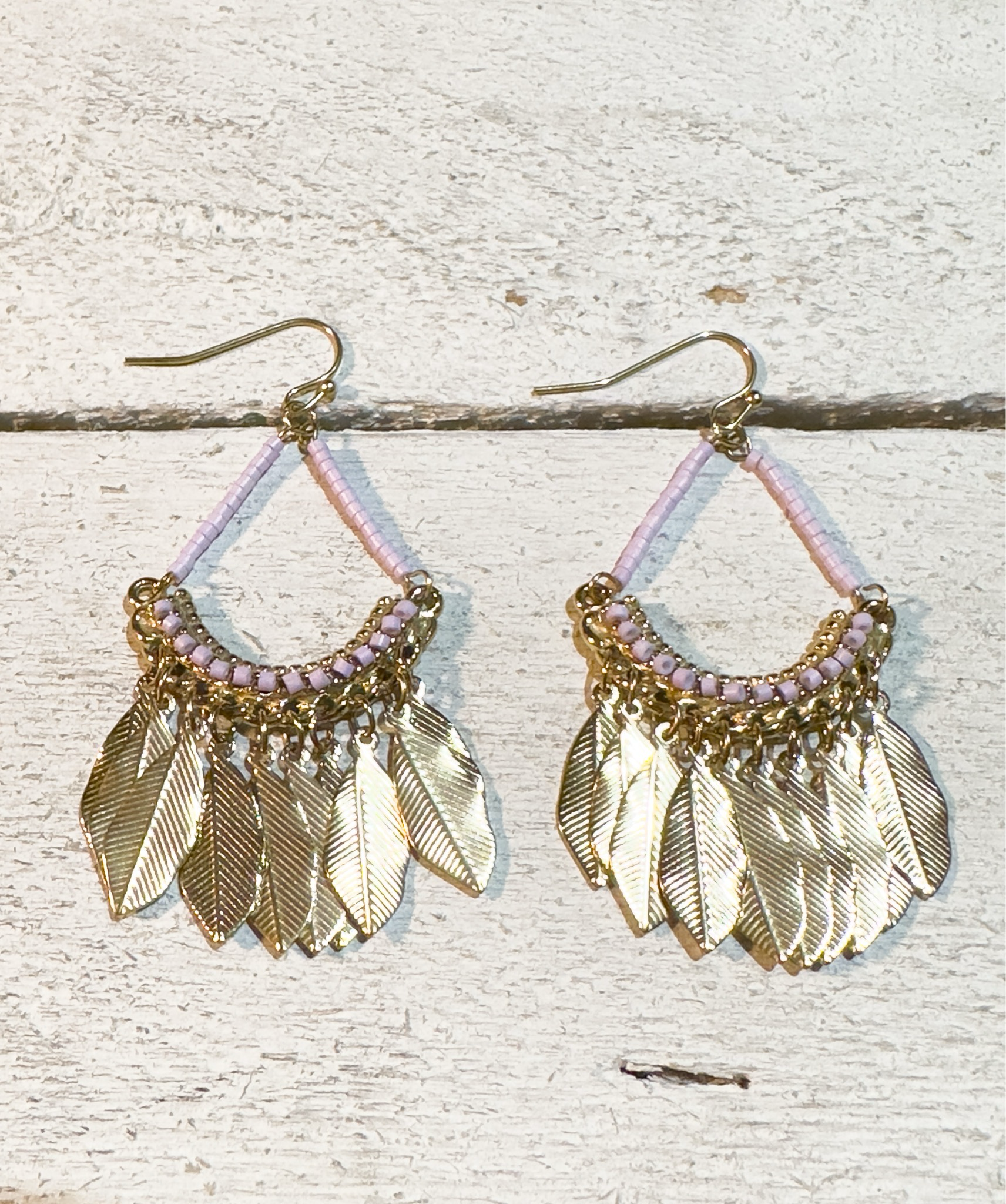 Pendientes lila hojas acero inoxidable dorado