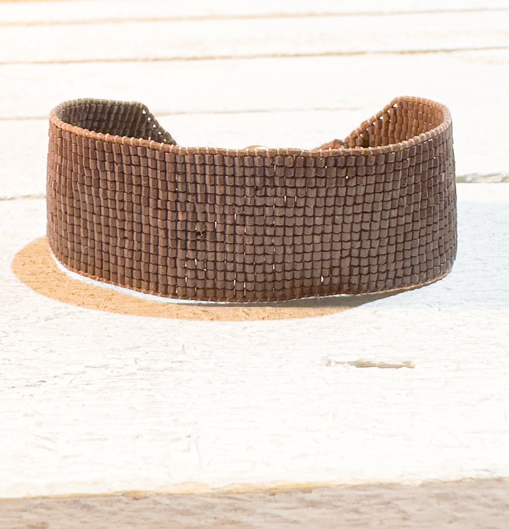 Pulsera miyuki cristales marrón cascabel 2cm