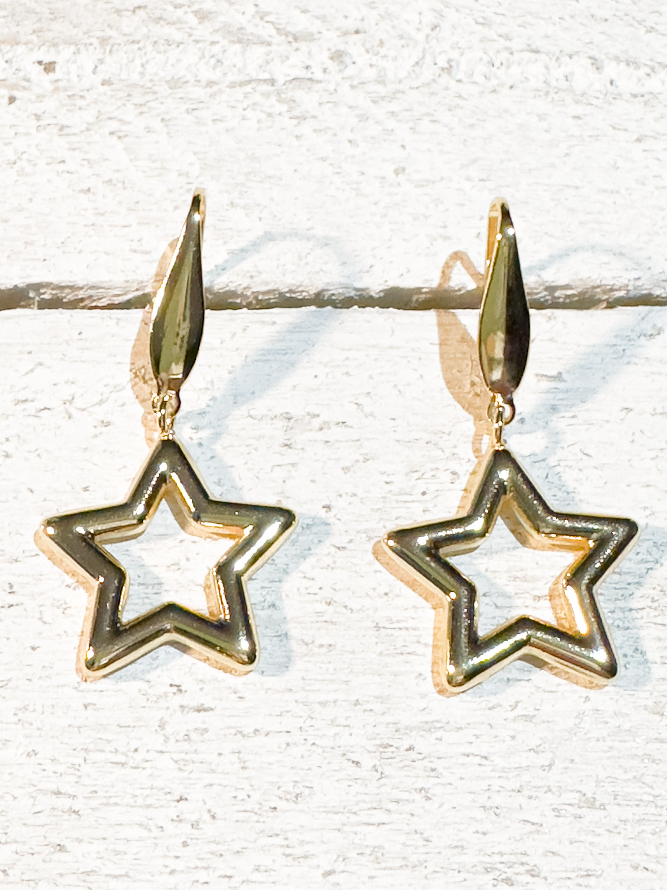 Pendientes estrella silueta