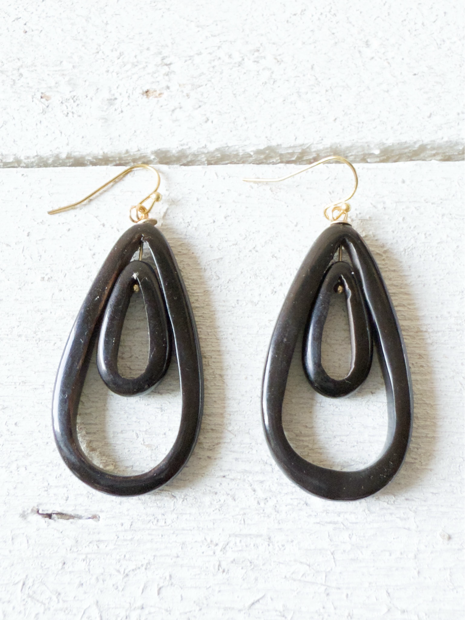Pendientes gota doble negros