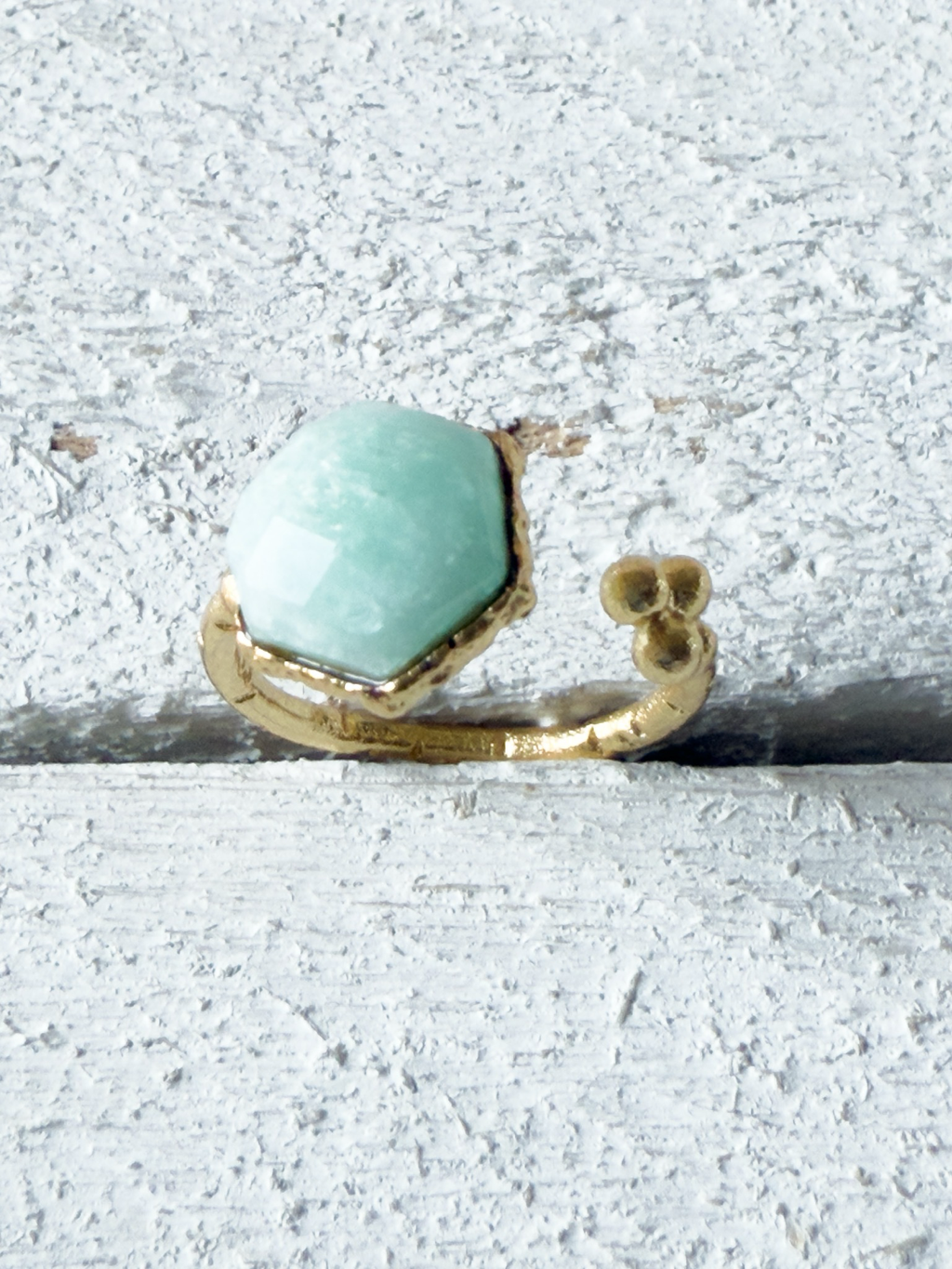 Anillo abierto agua