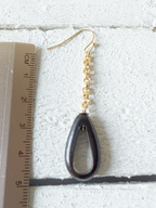 Pendientes gota cadena dorada