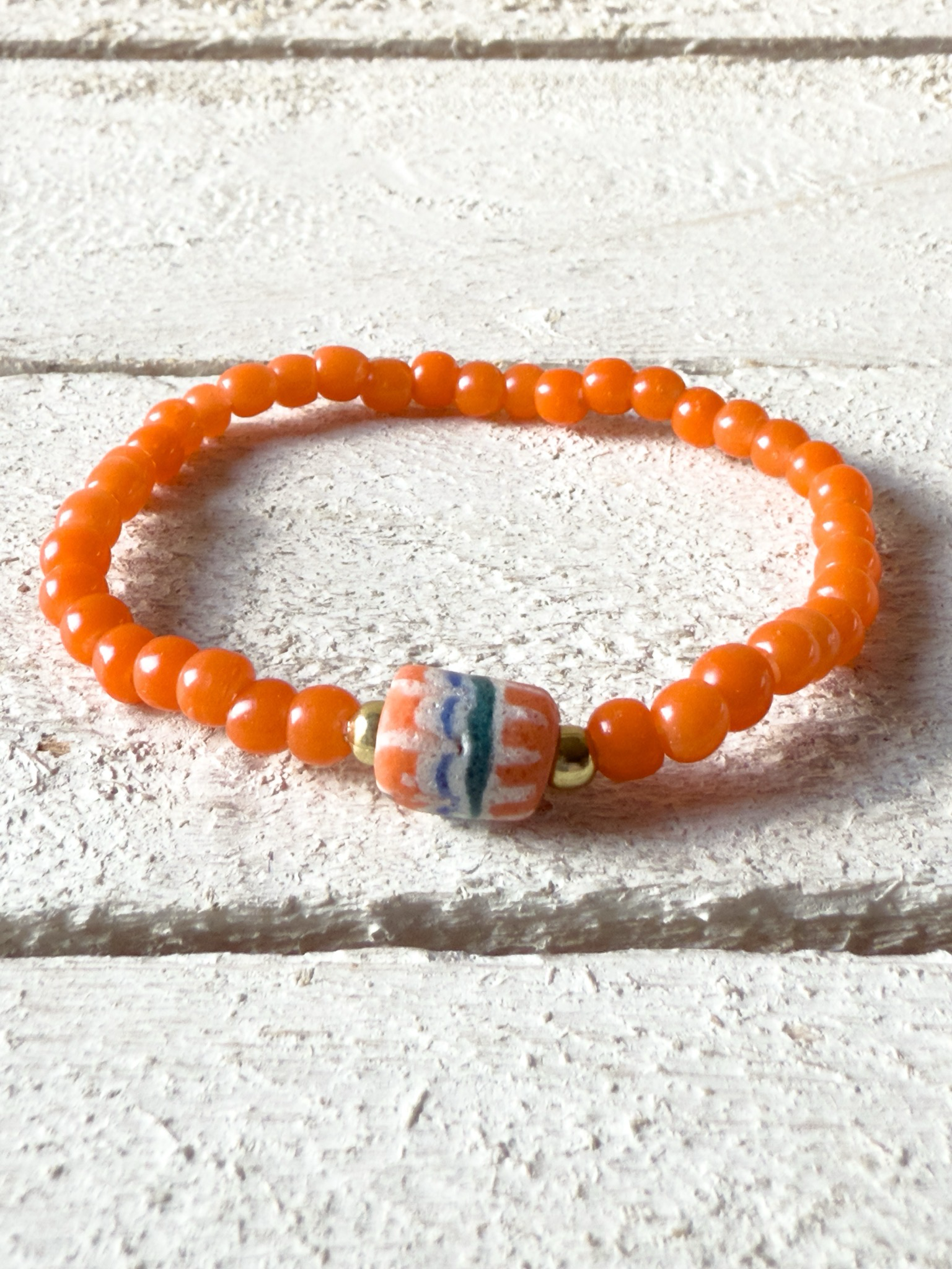 Pulsera naranja piedra estampada