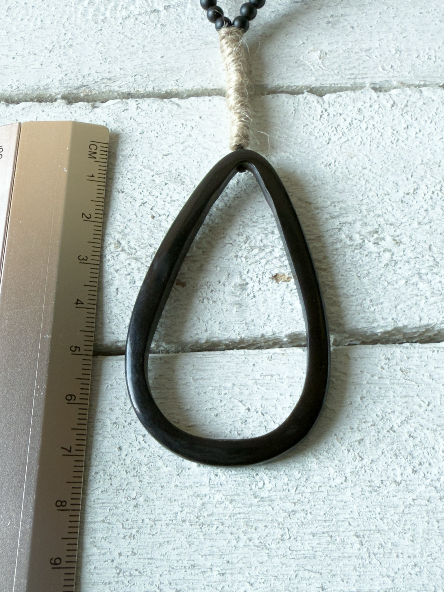 Collar gota negra y cuerda
