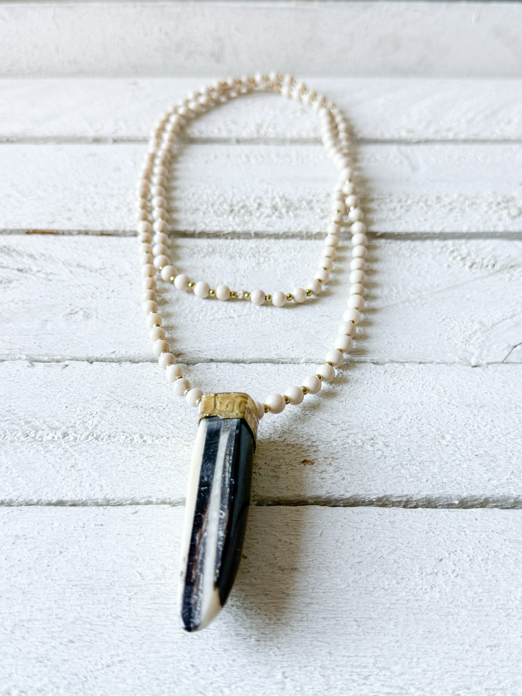 Collar natural pieza rayas