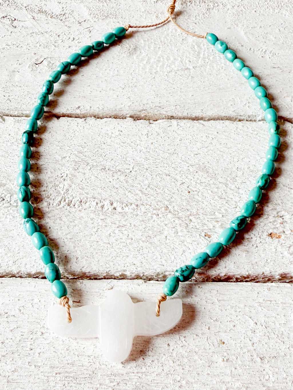 Gargantilla boho pájaro natural