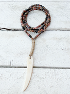 Collar corto África cuerda