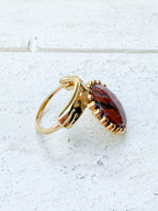 Anillo pedrusco enmarcado teja