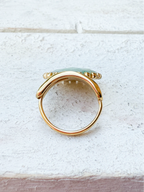 Anillo pedrusco enmarcado amazonita
