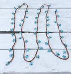 Collar tejido estrellas azul