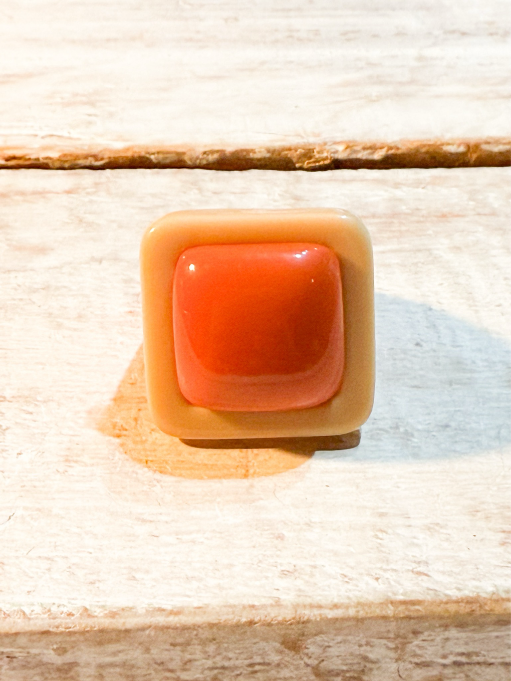 Anillo resina naranja